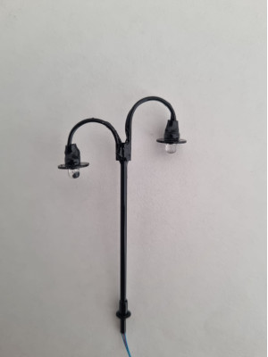 T71 Dubbele booglantaarn LED (H0)